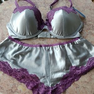 COMING RARE DUO VERA WANG SATIN NWT 38C Underwire Bra, 6/M NWOT SATIN Tap Pants